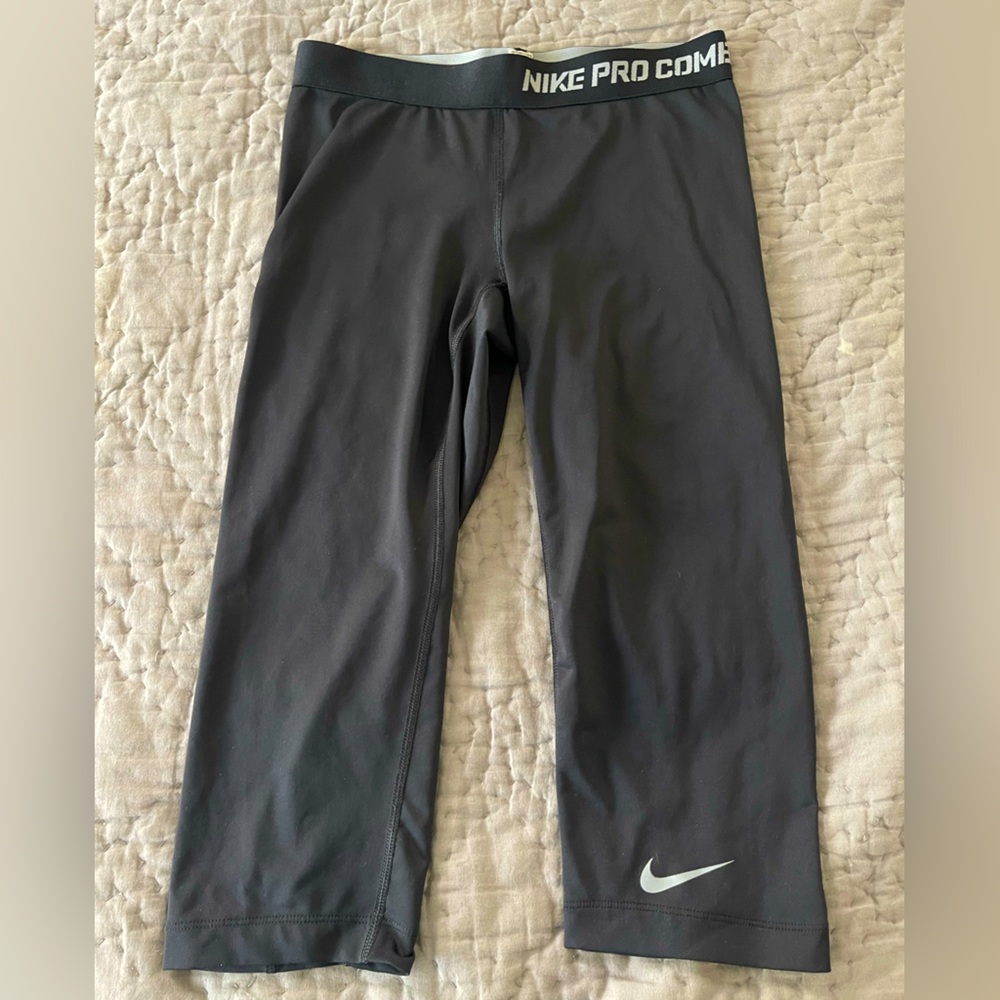 Nike Pro Combat Compression Black Cropped Leggings Tights 3/4 Length Size Small
